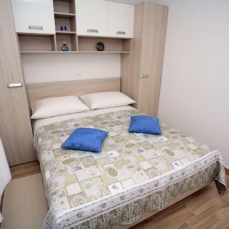 Apartman Fantasy Lejlighed Trogir Eksteriør billede