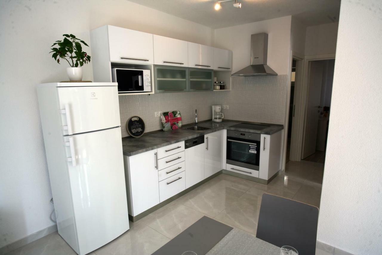 Apartman Fantasy Lejlighed Trogir Eksteriør billede